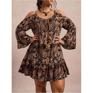Robe d'été mini pour femme grande taille, style western paisley, épaules dénudées, manches cloche à volants, taille empire, en mousseline, pour les vacances - Product Image 3