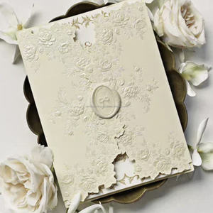 Cartes d'invitation personnalisées en relief avec impression vanille pour événements spéciaux, mariages, impression offset en relief faite à la main - Product Image 1