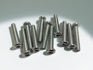 Nhà sản xuất nguồn gốc Trung Quốc của các loại hạt và bu lông. Lớp tùy chỉnh 12.9, 8.8, 6.8 lục giác và bu lông ổ cắm Hex. - Product Image 4