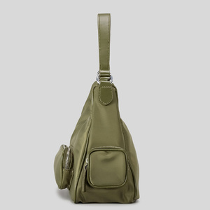Sac Hobo <span class=keywords><strong>Chic</strong></span> Polyvalent pour Femme avec Logo Personnalisé, en Tissu Oxford de Haute Qualité, Multi-Poches, Style Biker Punk, Porté Épaule ou Croisé - Product Image 4