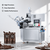 Machine de remplissage automatique de sachets à bec verseur avec contrôle PLC, machine de remplissage de chocolat haute précision