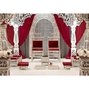 Ensemble de chaises de mariage Sankheda tendance pour les mariages Gujarati, chaises de mariage faites à la main, décoration de Mandap indien, chaise pour la cérémonie de mariage. - Product Image 1