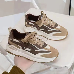 Venta al por mayor de zapatos de mujer, zapatos estilo Forrest Gump, zapatos estilo dad shoes, zapatos deportivos casuales de suela gruesa a la moda, zapatos para correr - Product Image 5