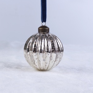 Décorations de Noël suspendues pour vitrine de centre commercial, style antique, en verre, 65 mm - Product Image 4