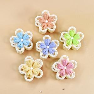 Qianjin Groothandel Nieuwe Plastic Bloem Haarklauw Clip Voor Vrouwen Schattige 3d Bloemen Haaraccessoires In Pastelkleuren - Product Image 1