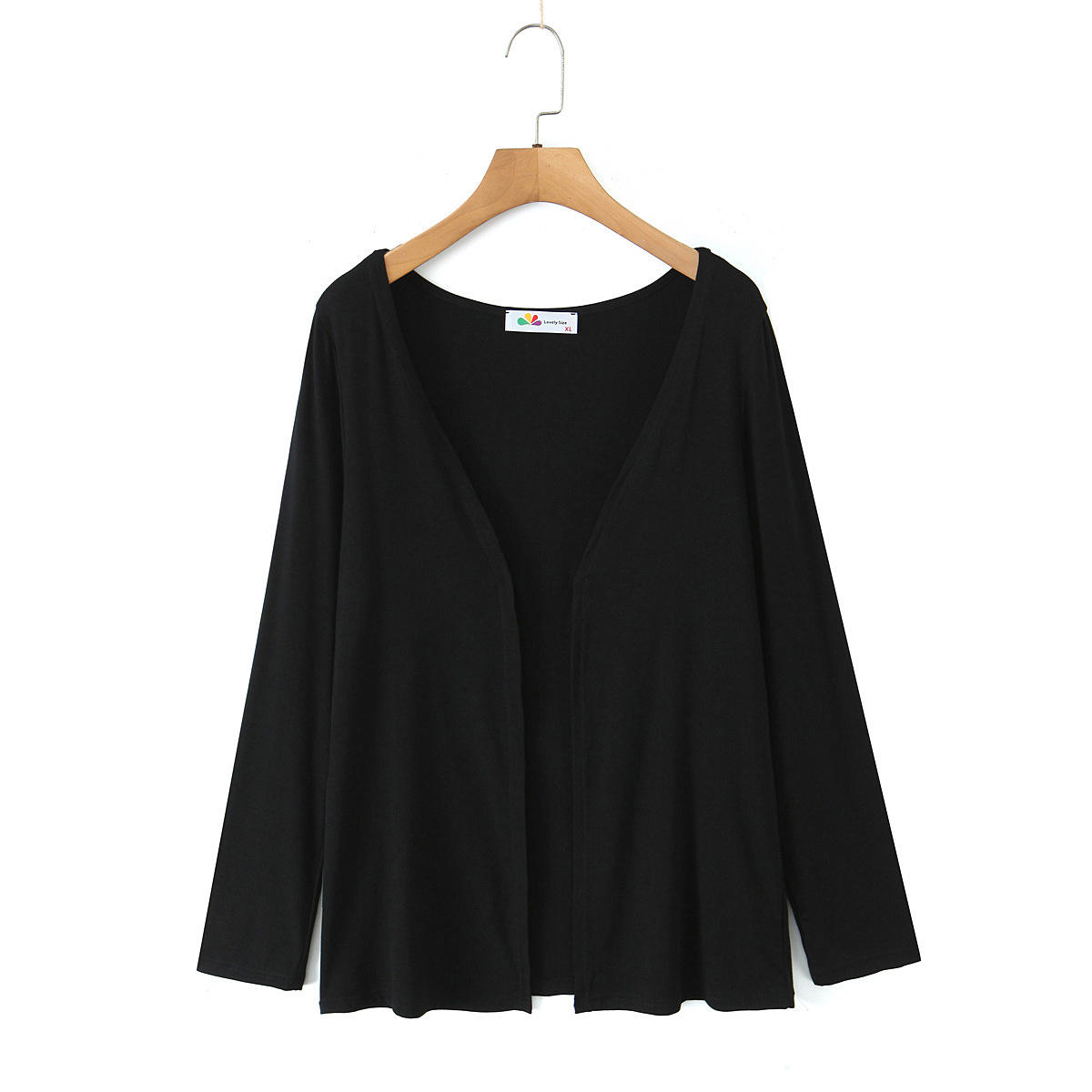 เสื้อคาร์ดิแกนสีดำพิมพ์ลายฟิล์ม