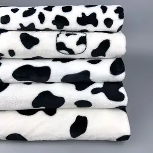 Preto e branco grão de vaca personalizado impresso tecido minky para o bebê cobertor