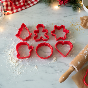 Petits <span class=keywords><strong>emporte</strong></span>-pièces de Noël en plastique de qualité alimentaire pour enfants - Product Image 1