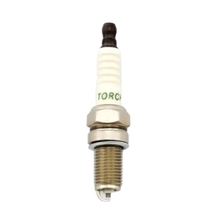 หัวเทียน TORCH รุ่น D8TC สำหรับรถจักรยานยนต์ 4163 XS4163 125cc 150cc 200cc 250cc - Product Image 1