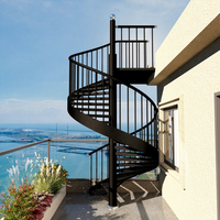 Escalier en colimaçon extérieur moderne et économique en acier au carbone à montage rapide avec garde-corps à piquets verticaux