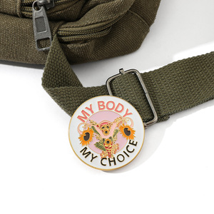Le nouveau chaud Iatrical doux émail broche gros rond organe santé épinglettes infirmière cadeau Badge personnalisé métal broche utérus pour médecin - Product Image 3