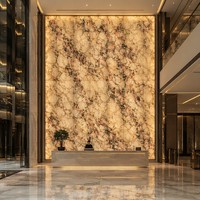 Panneau mural translucide rétroéclairé en verre feuilleté multicouche 5+5+5+5 avec motif artistique en encre liquide pour hall d'hôtel