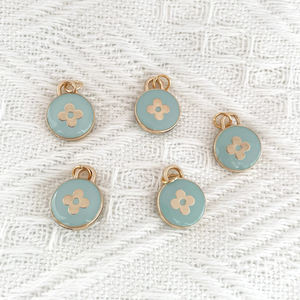 लक्जरी डिय डिजाइनर गोल्ड-प्लेटेड मिश्र धातु इयररिंग फोन केस लूम ब्रेसलेट लेटर आकार पेंडेंट फैशन पेंडेंट फैशन पेंडेंट - Product Image 5