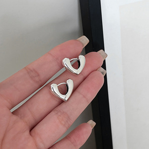 S925 Sterling <b>Silver</b> Minimalist Earrings Korean Style Everyday Wear Jewelry Set 925 <b>Silver</b> Huggie Hoop <b>Studs</b> Fashion Accessories - Product Image 4
