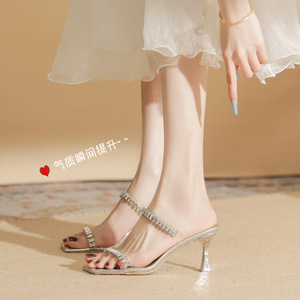 Mules de lujo con pedrería y punta abierta, tacones bajos de última moda para mujer - Product Image 6