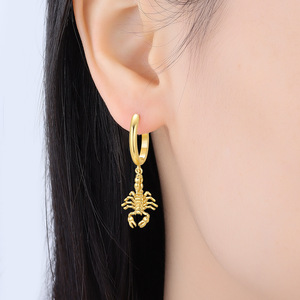 Nuevo diseño original, pendientes de escorpión de cobre blanco, diseño exclusivo, pendientes de lujo modernos y asequibles para mujer - Product Image 5