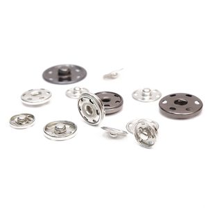 Chất lượng cao bán buôn hai phần màu đen kim loại đồng thau may trên <span class=keywords><strong>Snap</strong></span> Nút cho áo khoác - Product Image 5