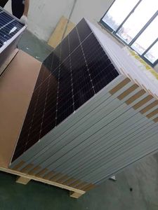 Paneles Solares Fotovoltaicos de 1000 Wp, 700 Vatios, de Doble Cara, Tipo N, Totalmente Negros - Product Image 4
