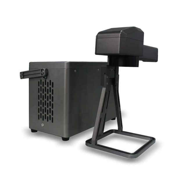 Q8A-30 Fiber Laser Marking Machine Easy to Operate with Air Cooling New Condition