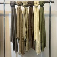 Vente en gros de grands foulards ethniques unis de 100 couleurs, 90*180cm, en viscose froissée et coton, ultra doux, pour femmes musulmanes (Hijab)