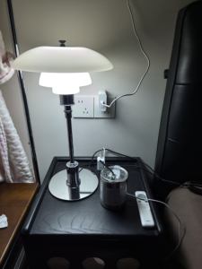 Lámpara de Mesa Nórdica de Vidrio, Lámpara de Noche LED Decorativa con Protección Ocular y Atenuación para Sala de Estar, Estudio y Dormitorio - Product Image 3