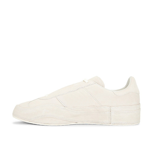 Sneakers plates en daim minimalistes et élégantes, dessus entièrement mat, semelle structurée, chaussures pour les sorties décontractées - Product Image 1