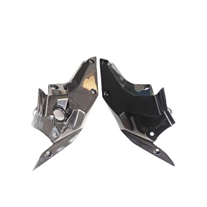 Pièces de <span class=keywords><strong>moto</strong></span> en fibre de carbone de qualité couvertures intérieures en carbone brillant pour KTM Duke 390 2017 + - Product Image 1