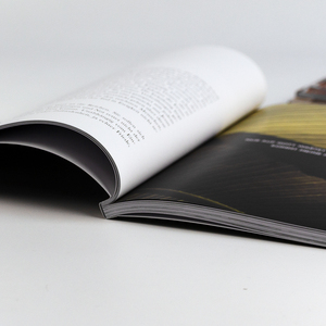 Revistas personalizadas de alta calidad, papel estucado premium, impresión offset a todo color, encuadernación cosida a caballete, costura perfecta. - Product Image 3