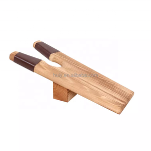 Suministro directo de fábrica, extractor de botas y zapatos de madera - Product Image 3