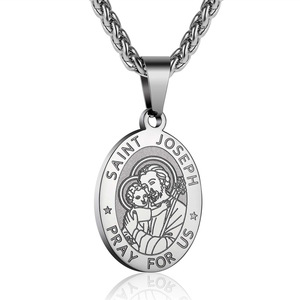 Collier pendentif en acier inoxydable à double face, médaillon portrait, croix, best-seller en gros, pour hommes et femmes - Product Image 3