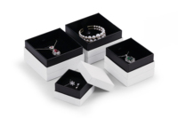 Boîte-cadeau de luxe pour bijoux avec logo personnalisé, doublure en éponge, matériaux recyclés, emballage pour collier, bague, bracelet, carton rigide blanc
