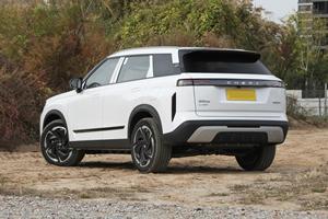 Chery Explora 06 C DM Turbo Hybride Rechargeable Automatique SUV Compact AWD Sièges en Cuir Pneus R19 Volant à Gauche 1-25000 Miles 2022 - Product Image 6