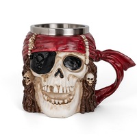 Mug en résine 3D Crâne de pirate 300 ml personnalisé en gros avec mug à bière créatif en acier inoxydable pour cadeaux fantaisie et décoration d'Halloween