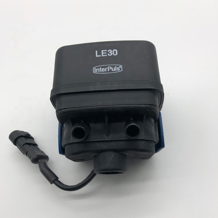 LE30 Interpuls Электрический молочный пульсатор для молочного кабинета