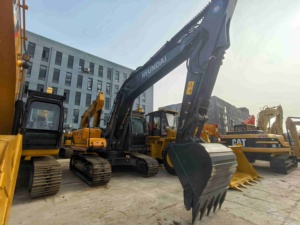 Excavatrice sur chenilles d'occasion Hyundai R220 220LC-9S, 22 tonnes, moteur diesel et transmission, haute qualité, prix bas, vente chaude - Product Image 3