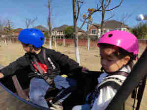 <span class=keywords><strong>Vélo</strong></span> cargo électrique à 3 roues à vente chaude en Europe avec boîte en bois à l'avant, 4 sièges pour enfants, <span class=keywords><strong>vélo</strong></span> familial <span class=keywords><strong>hollandais</strong></span> pour la ville - Product Image 5