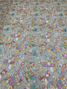 <span class=keywords><strong>Ancho</strong></span> <span class=keywords><strong>130</strong></span> cm Poliéster Lentejuelas coloridas Bordado geométrico Tela de malla Tela de encaje de tul pesado para vestido de novia Cheongsam - Product Image 2