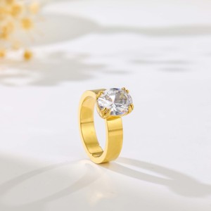 Bague ovale en zircon à large bande en acier inoxydable - Design audacieux minimaliste, élégante, polyvalente, bijou décontracté pour les rassemblements - Product Image 5