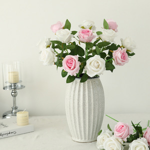 Rose artificielle à tige unique en velours, fleur en plastique et soie, blanche, rose, bleue, rouge, décoration pour la maison et les mariages - Product Image 2