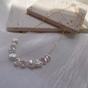 Collier en perles de style baroque Keshi, perle naturelle à forte luminosité, chaîne de clavicule, argent brisé avec gris grand-mère - Product Image 3