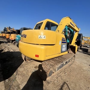 รถขุดขนาดเล็ก 6 ตัน โคมัตสึ <span class=keywords><strong>PC60</strong></span> <span class=keywords><strong>มือ</strong></span><span class=keywords><strong>สอง</strong></span>จากญี่ปุ่น ตัวเลือกคุ้มค่า รถขุดตีนตะขาบลดราคา - Product Image 5