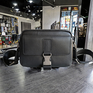 Sac à bandoulière classique en cuir véritable noir pour homme - Style messager/bandoulière/sacoche - Product Image 2