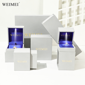 WEIMEI Luxury Jewelry Gift Boxes With Led Lighting Hinged Rectangular Packaging For Ring Pendant Necklace - Product Image 1
