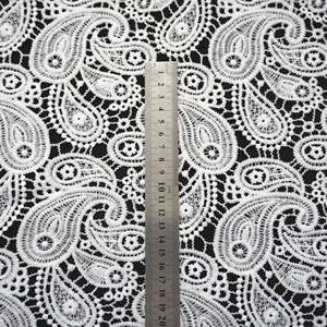 Tissu de broderie blanc africain de haute qualité garniture en dentelle durable robe de mariée perlée avec paillettes brodées en dentelle pour sacs - Product Image 3