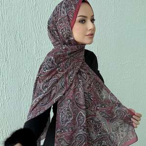 Pañuelos Hijab Modales Estampados para Mujer, Elegantes y Modestos, con Logotipo Personalizado, Venta al por Mayor, 2026 - Product Image 1