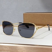 Lunettes de soleil pour femmes de haute qualité, style designer, monture en métal, branches à motif serpent, verres dégradés, lunettes de luxe tendance pour femmes
