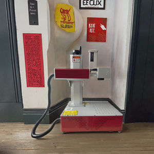 Máquina de Marcado Láser de Fibra Raycus de 20W, Nueva, con Enfriamiento por Agua, Control Ezcad, Multifuncional, Fácil Operación para Metal, Compatible con DWG/BMP/DXF/LAS - Product Image 3