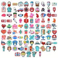 Promotion unisexe Pvc personnalisé dessin animé mignon infirmière médicale chaussure breloques en vrac appliques chaussures décoration