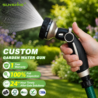 Pistola de Agua para Jardín SUNSHINE con 9 Patrones de Rociado, Boquilla Antideslizante con Control de Flujo, Mango Ergonómico de Aleación de Zinc y TPR, Venta al Por Mayor OEM/ODM