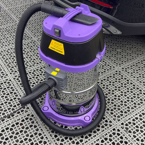 Aspiradora Industrial Húmeda y Seca de 35L, 1600W de Alta Potencia, 20KPa de Succión Fuerte para Fábrica, Taller, Almacén, Uso Comercial CT - Product Image 2
